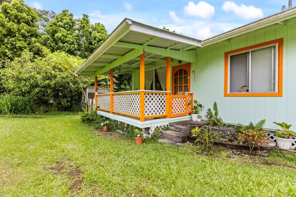 15-2735 Kumu St