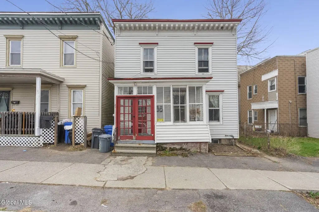 40 Cortland Pl