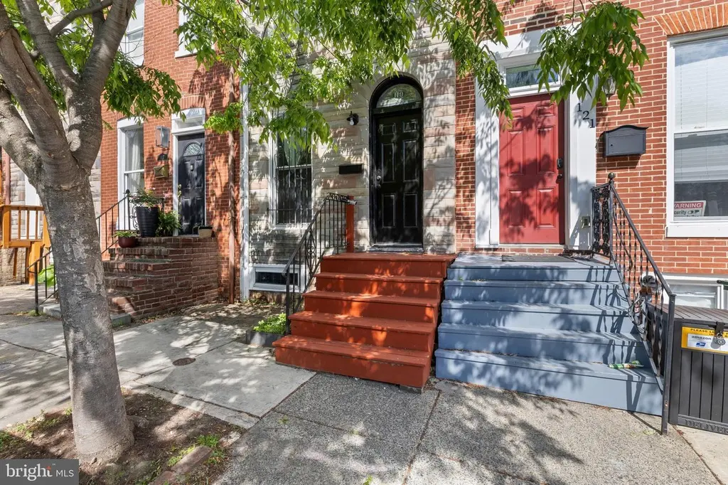 119 Poppleton St S