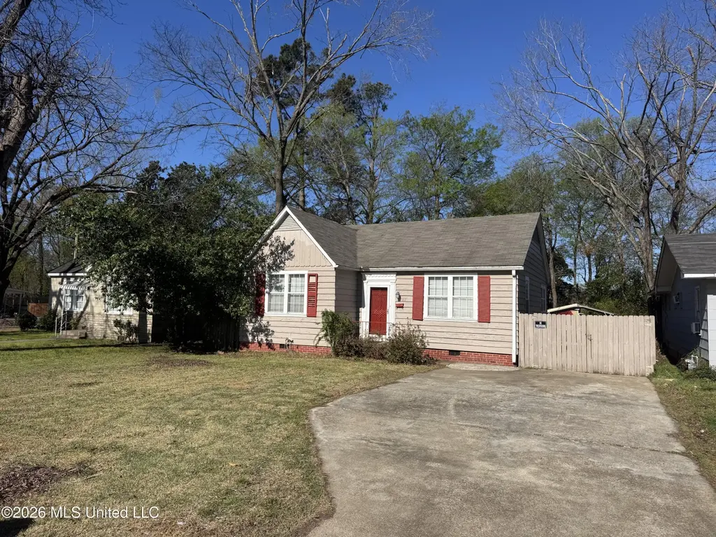 1407 Grand Ave