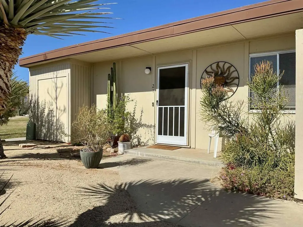 3170 E Club Cir #24