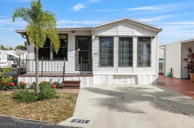211 Sojourn Dr