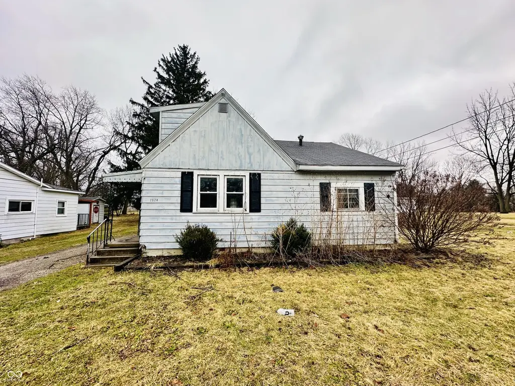 2520 S Andrews Rd