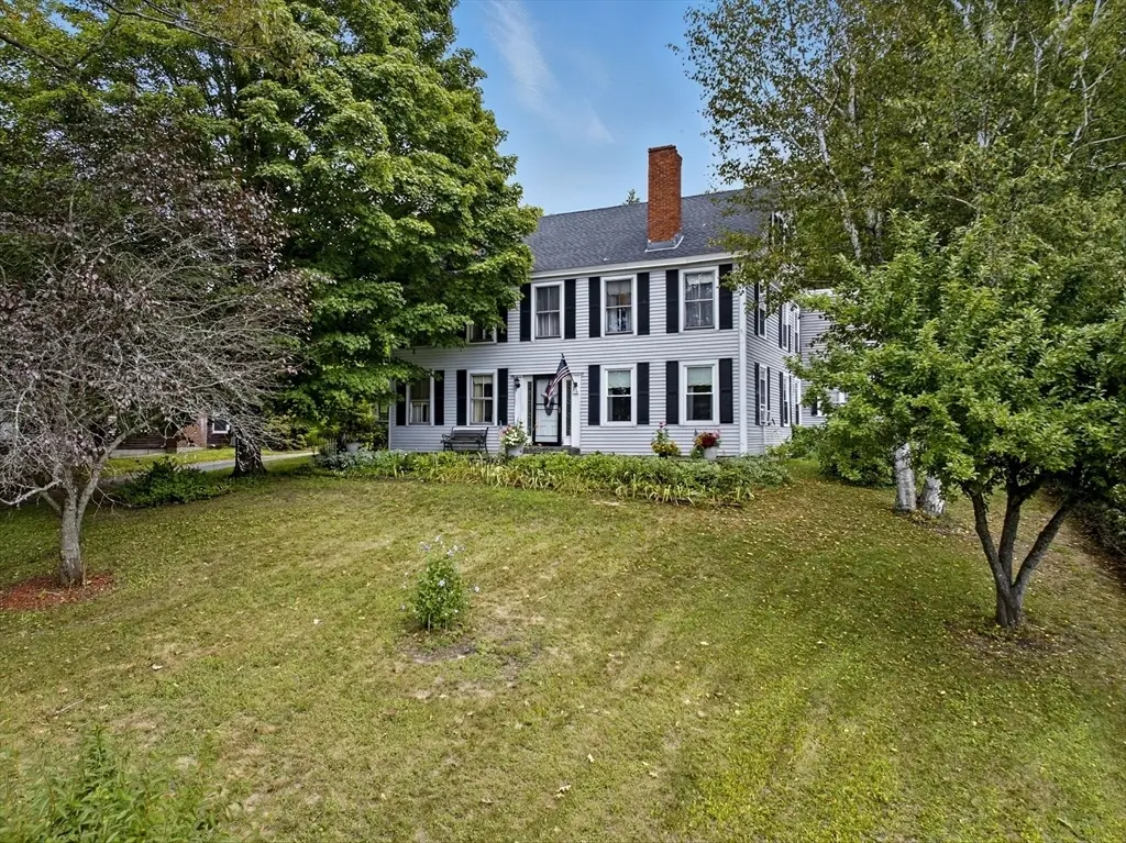 5 Circle St