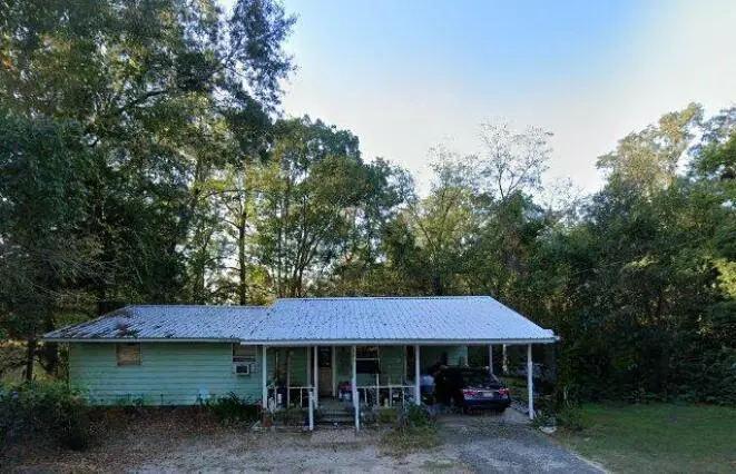 395 E Brock Ave