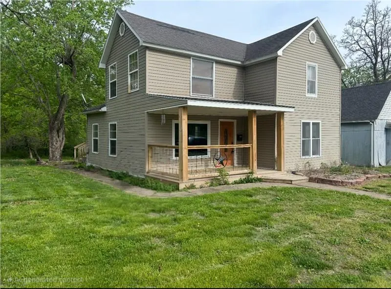 107 Bloomington St