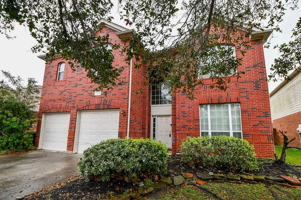 3015 Darby Brook Dr