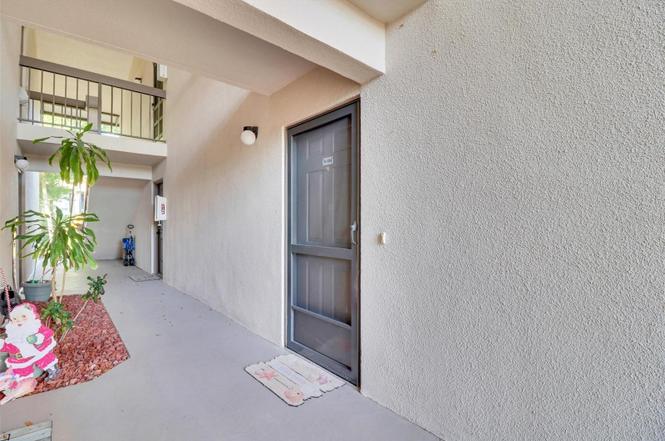 1515 Forrest Nelson Blvd Unit N104
