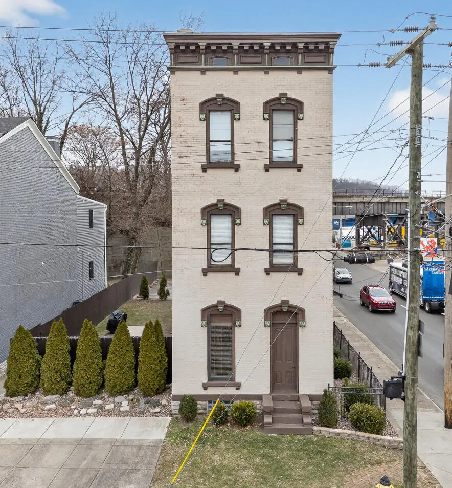 501 Johnson St