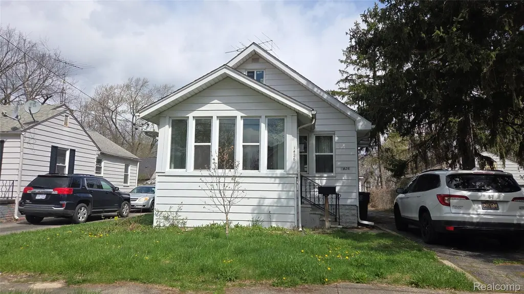 1426 Lincoln Ave