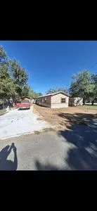 703 Fir Ln