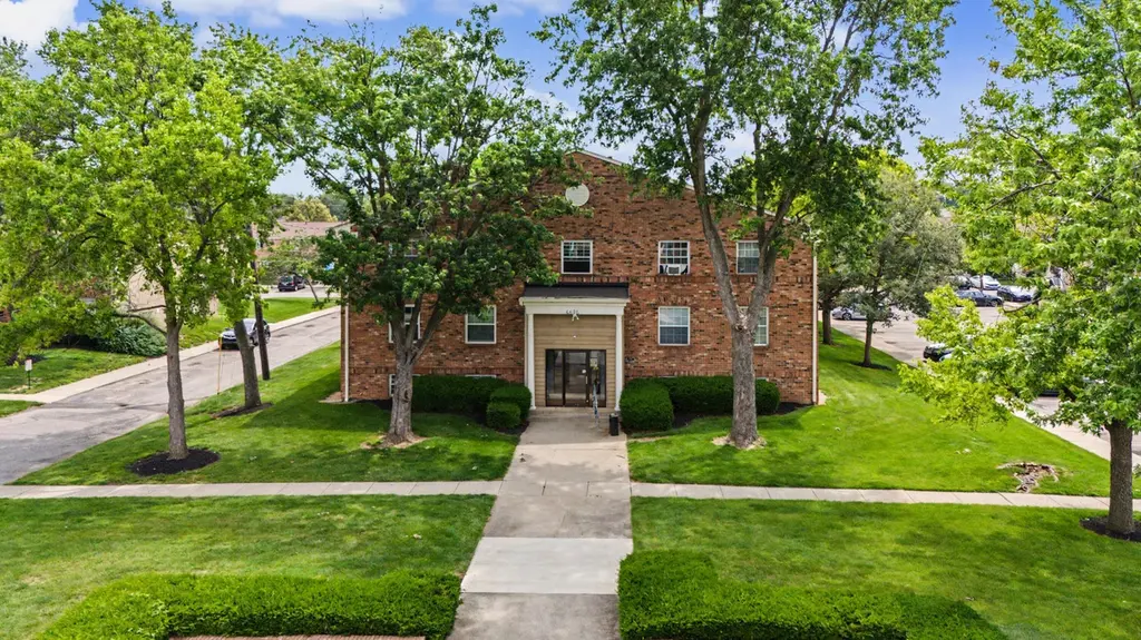 4696 Tarryton Ct S Unit 3H