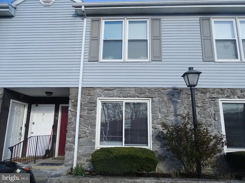 711 Hill Unit D