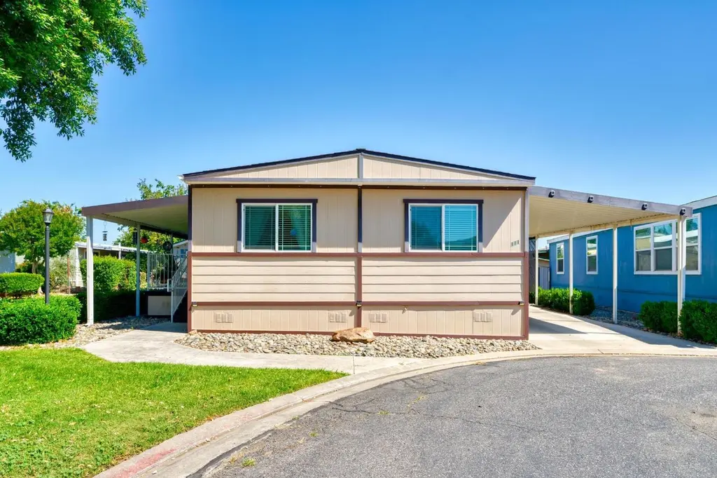 2841 Fowler Rd #111