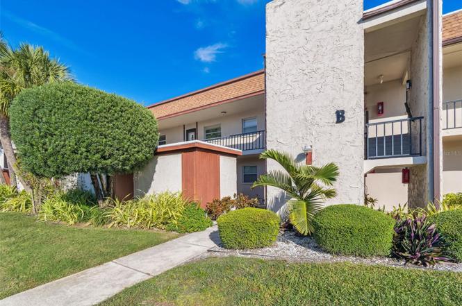 2750 E Bay Dr Unit 12B