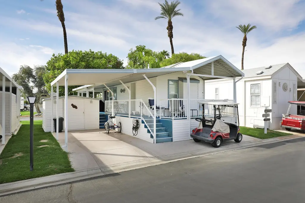 84136 Avenue 44 #135 #135