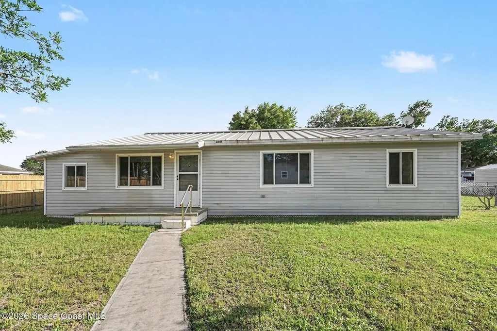 3541 Barney Ct