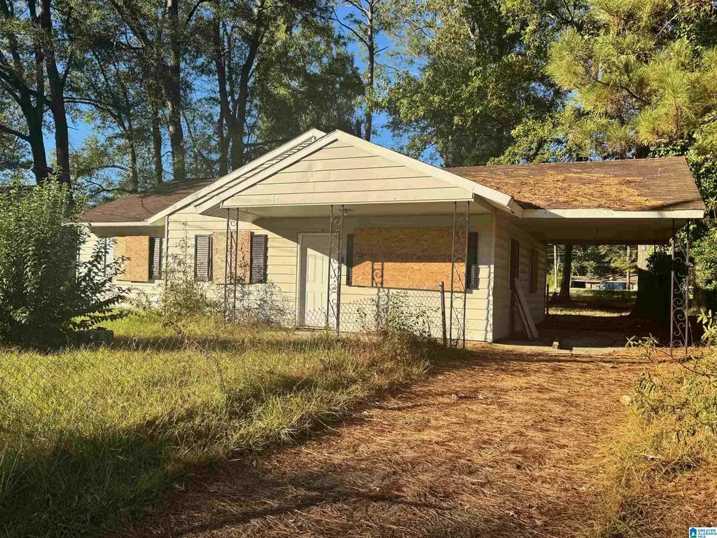 212 Burgwyn Rd