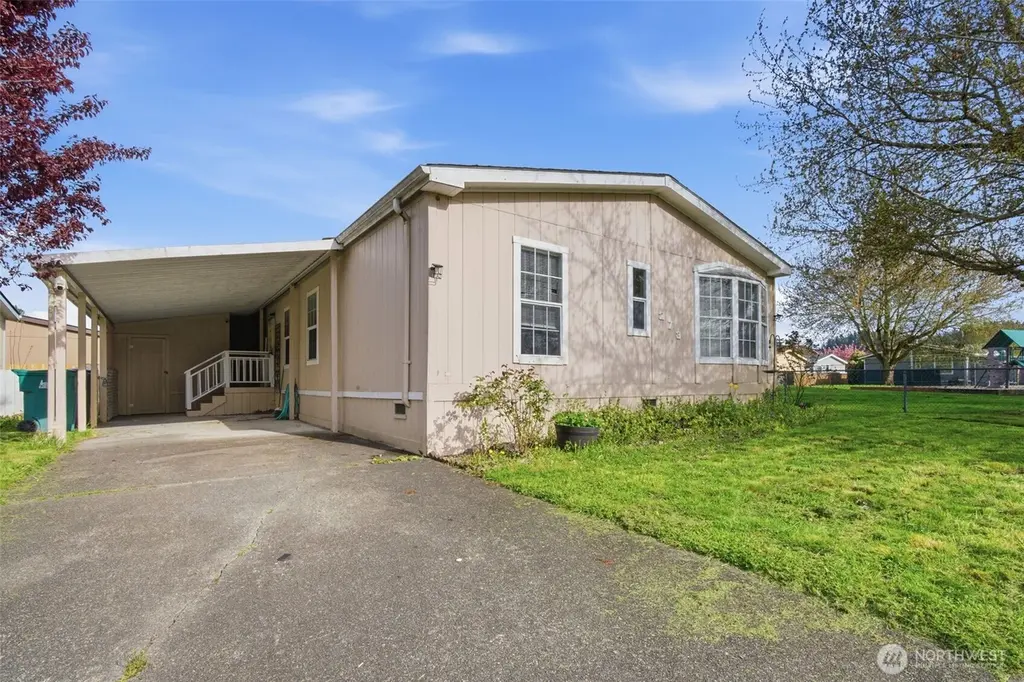 273 Holly Dr #16