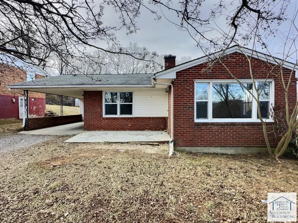 824 Clearview Dr