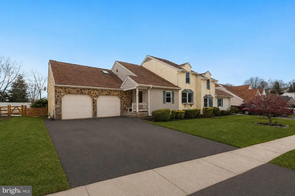 87 Chandler Ct