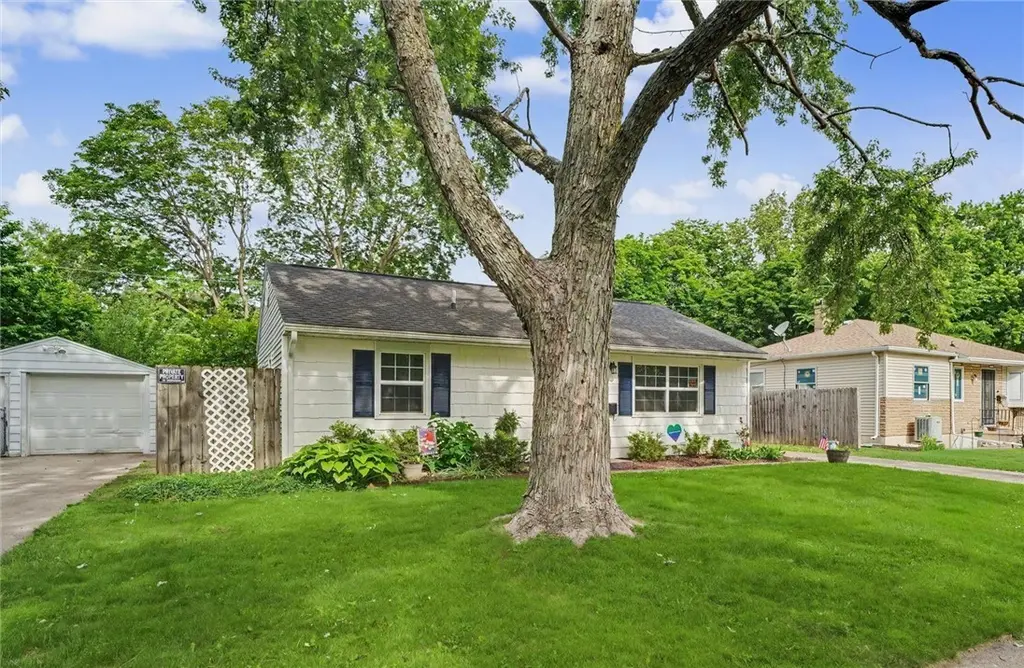1401 S Cottage Grove Ave