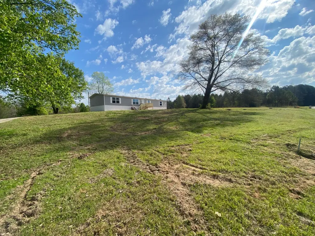 261 Johnson Rd