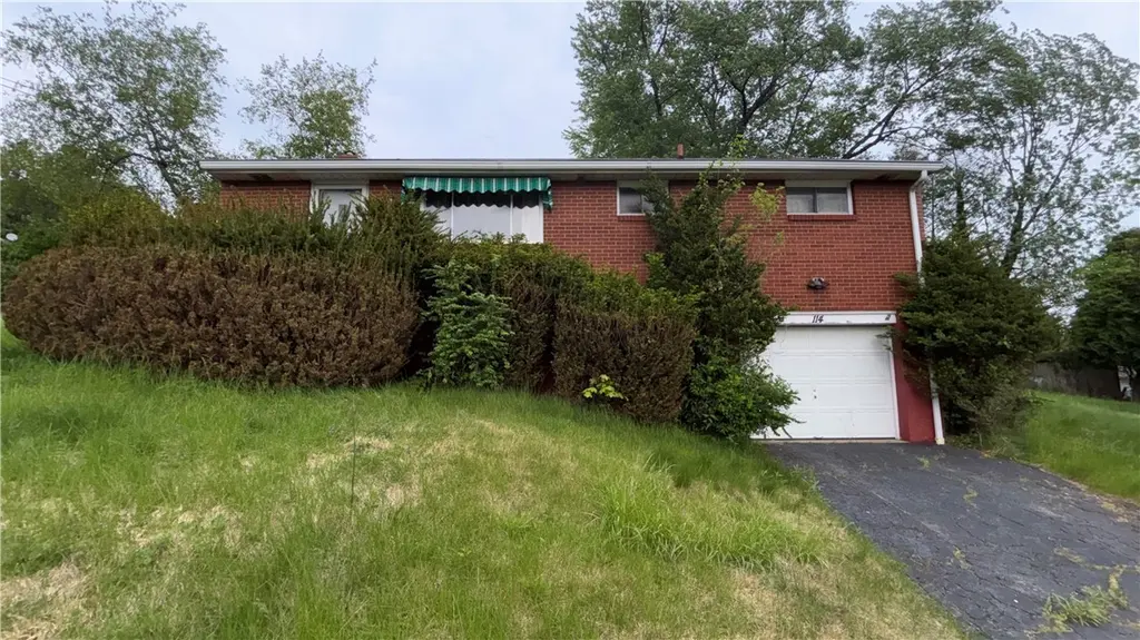 114 Spruce Dr