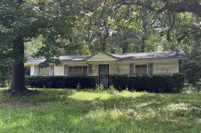 3062 Lakewood Dr