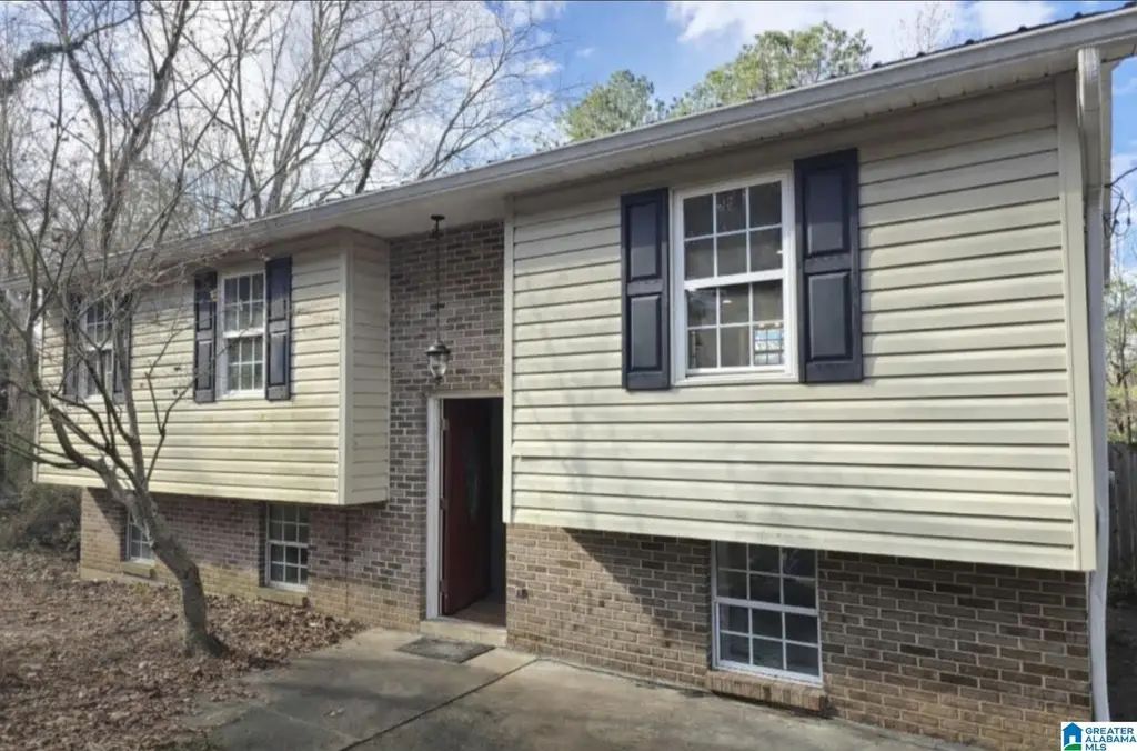 227 Southmoor Cir