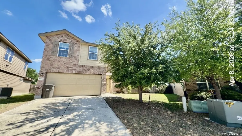 3906 Medina Br