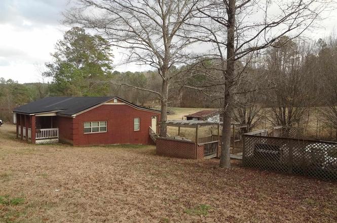 125 Lake Dr