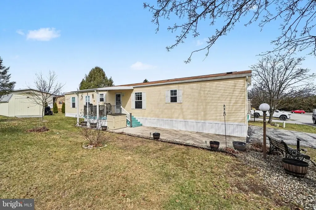 64 Country View Ests