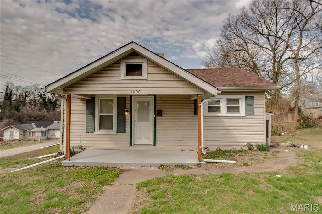 1000 Willard Ave