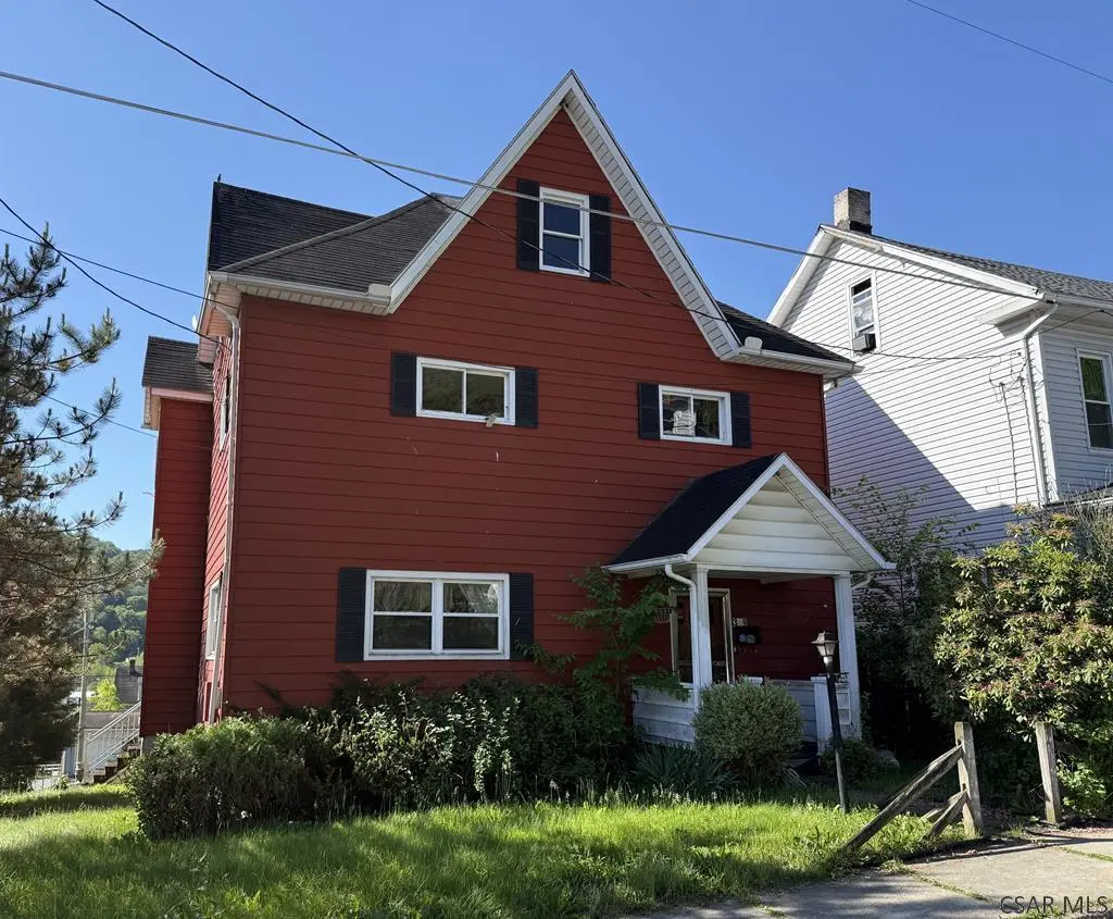 349 Third St