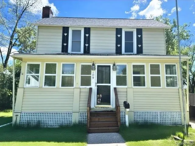 109 Cogshall St
