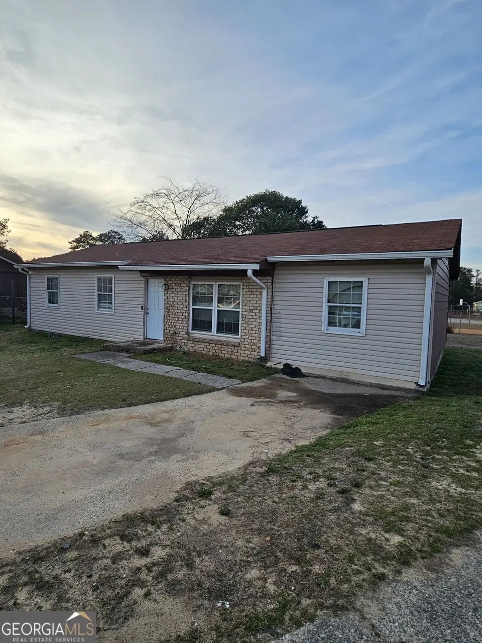 3490 Lancing Ct