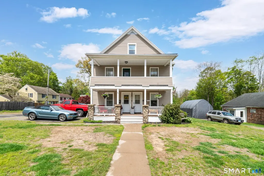 18 Maple St