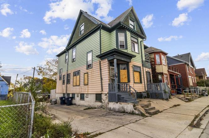 1912 N 27th St #1914