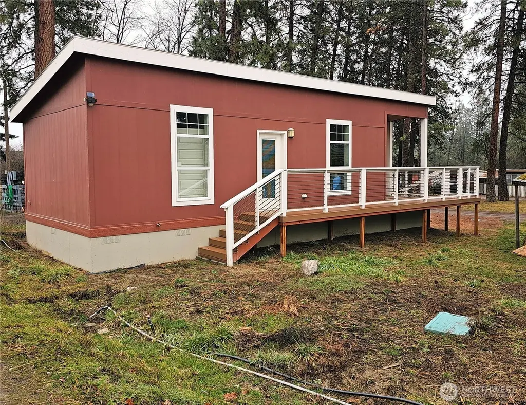 5 Columbia Dr #2