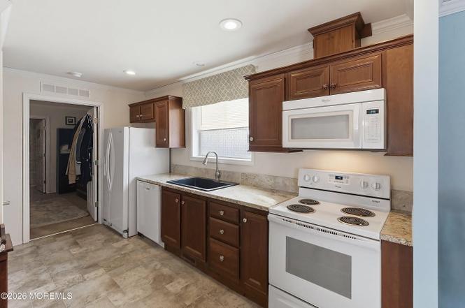511 Wrightstown Sykesville Rd #116