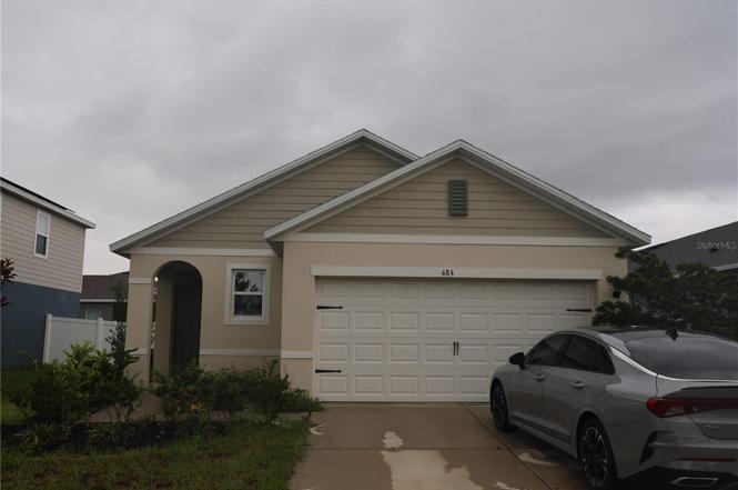 484 Lily Ln
