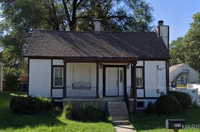 201 S Lange Ave