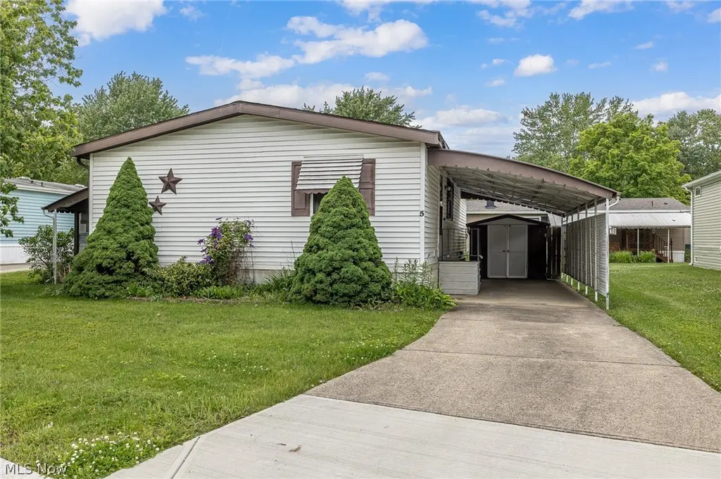 5 Michael Dr