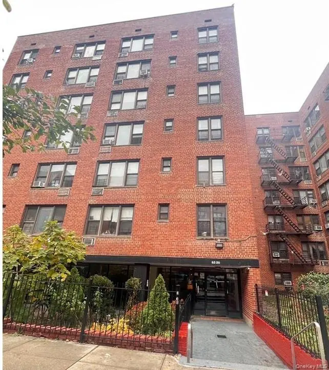 8330 Vietor Ave #306