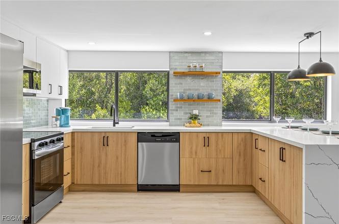 1105 Skiff Pl
