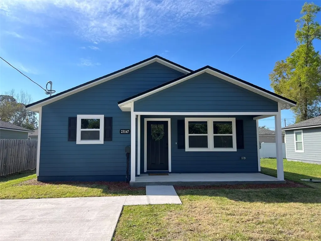 23147 NW 181st Pl
