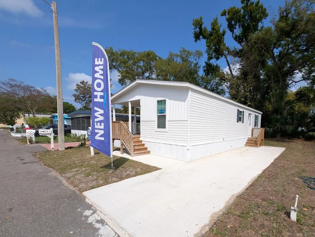 841 Walker Dr #18