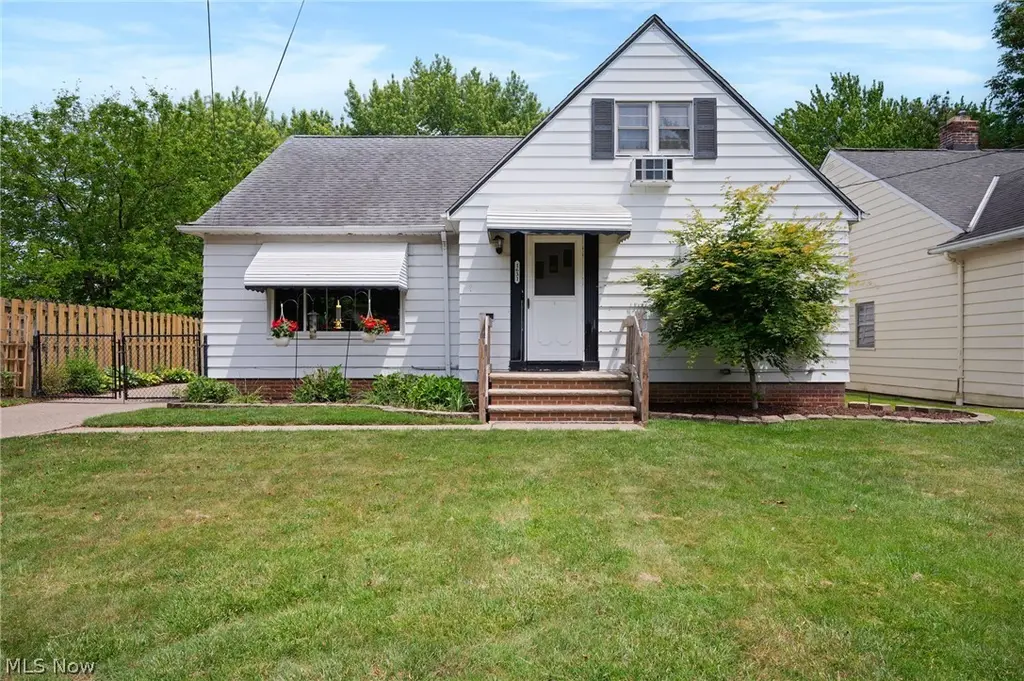 1631 Brainard Rd