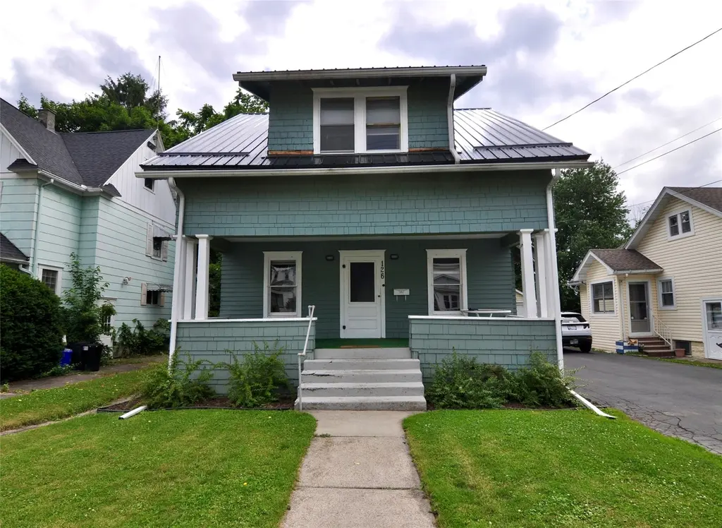 126 Ackley Ave